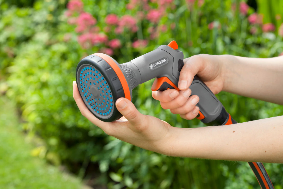 Gardena Comfort öntözőfej virágágyásokhoz -  – állítható permetezési szélesség