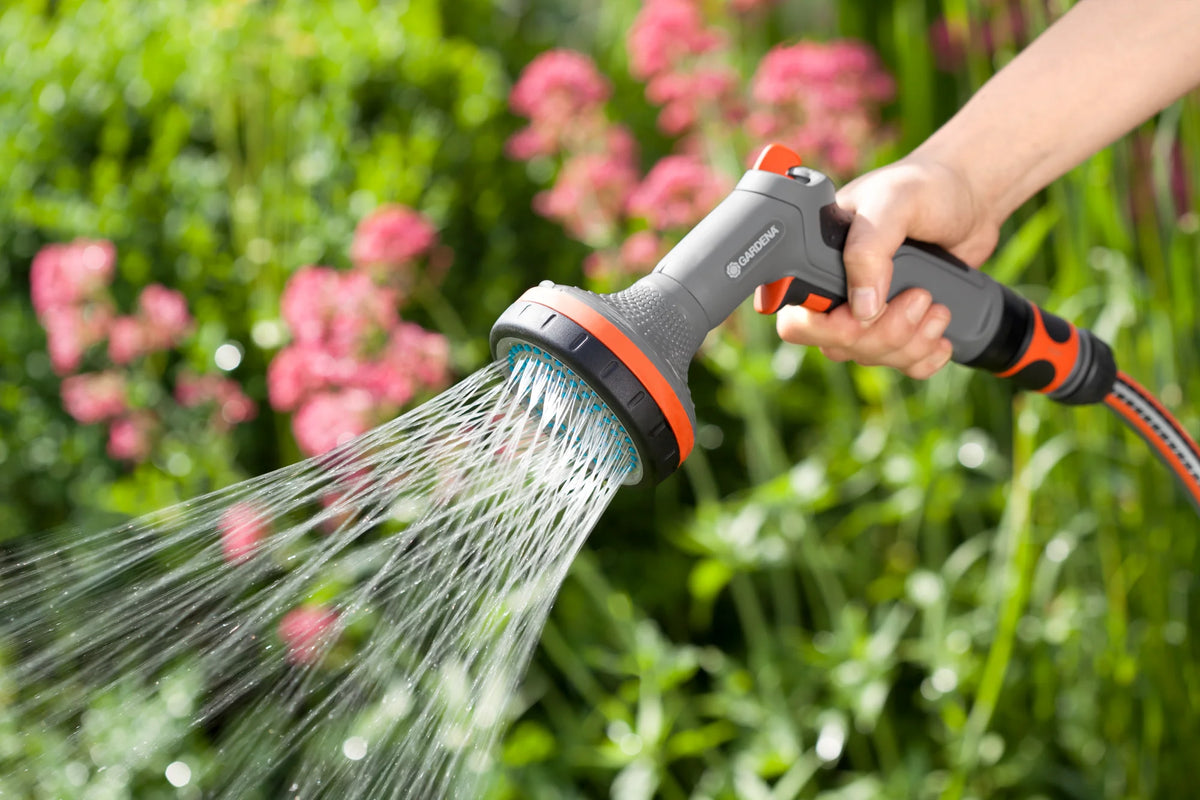 Gardena Comfort öntözőfej virágágyásokhoz -  – állítható permetezési szélesség