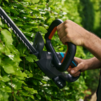 EasyCut Akkumulátoros sövénynyíró 
akkumulátor nélkül 45/18V P4A