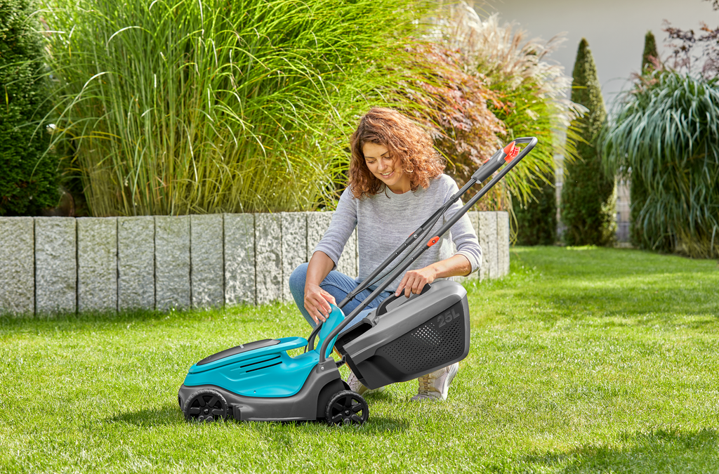 PowerMax 30/18V P4A Akkumulátoros 
fűnyíró akkumulátor nélkül